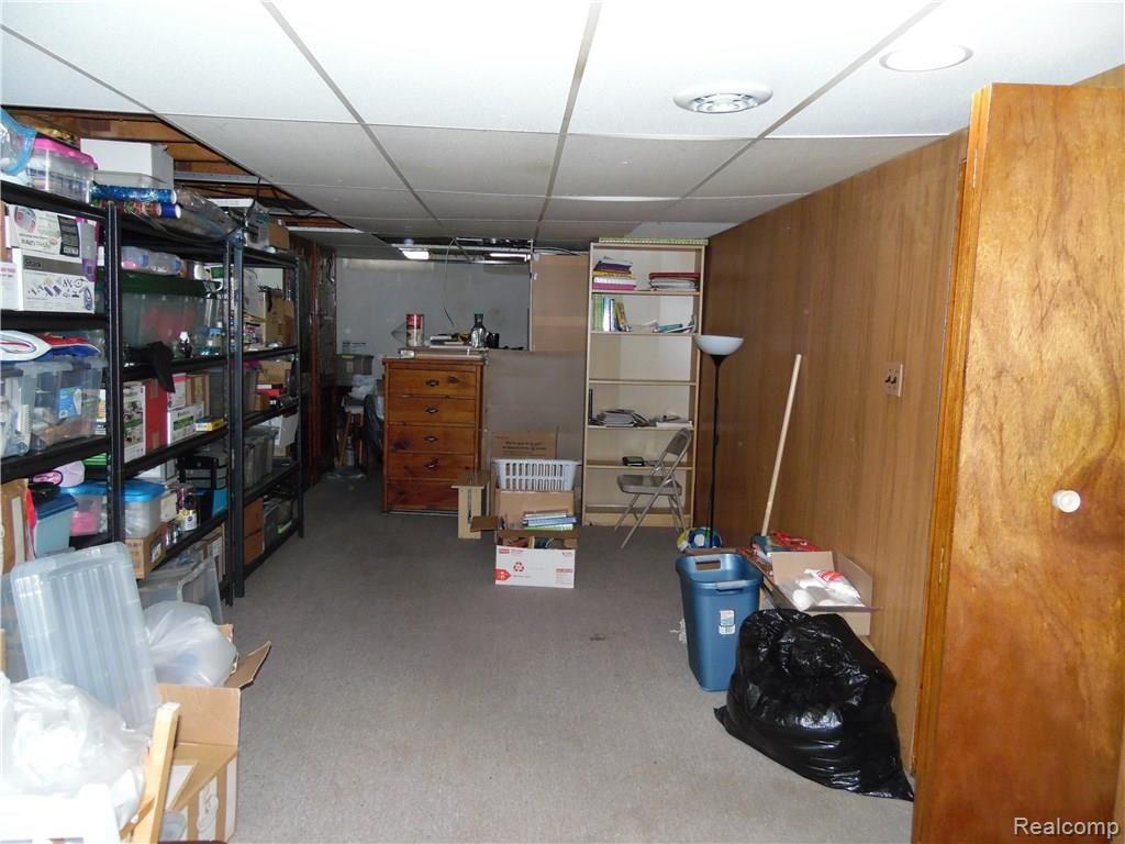 9160 Henry Ruff Road Livonia, MI 48150 - Photo 28 of 36 SAM_1086.JPG