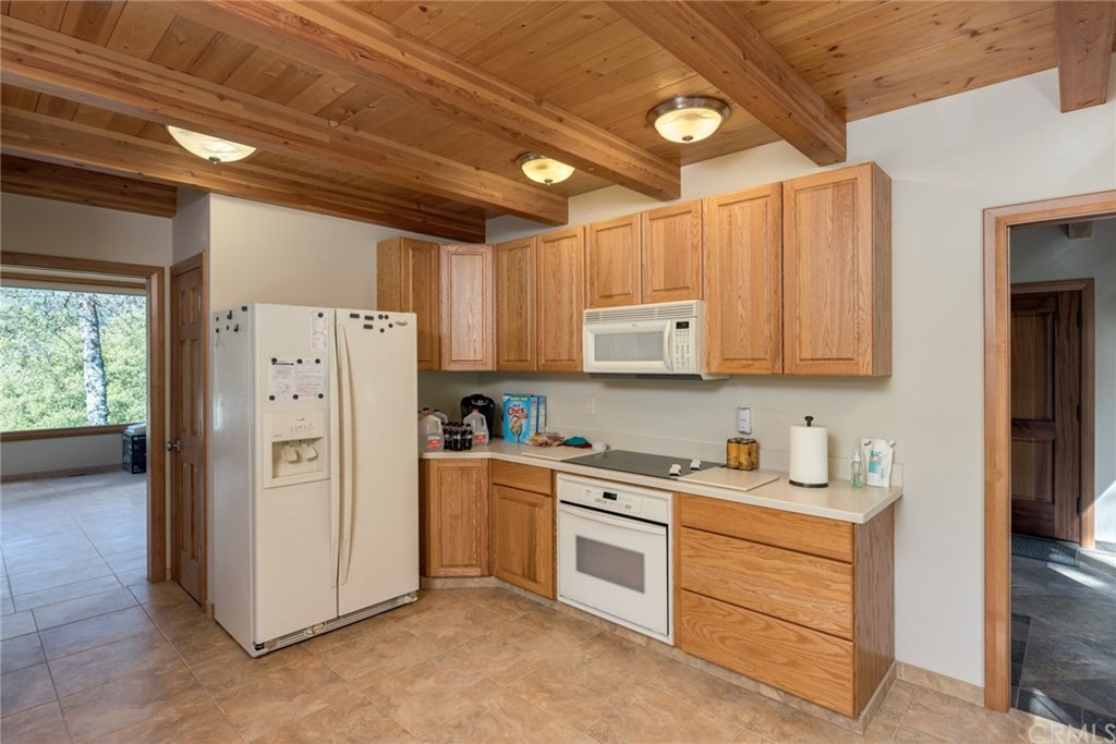 13787 Centerville Road Chico, CA 95928 - Photo 8 of 30 Gallery Image 8