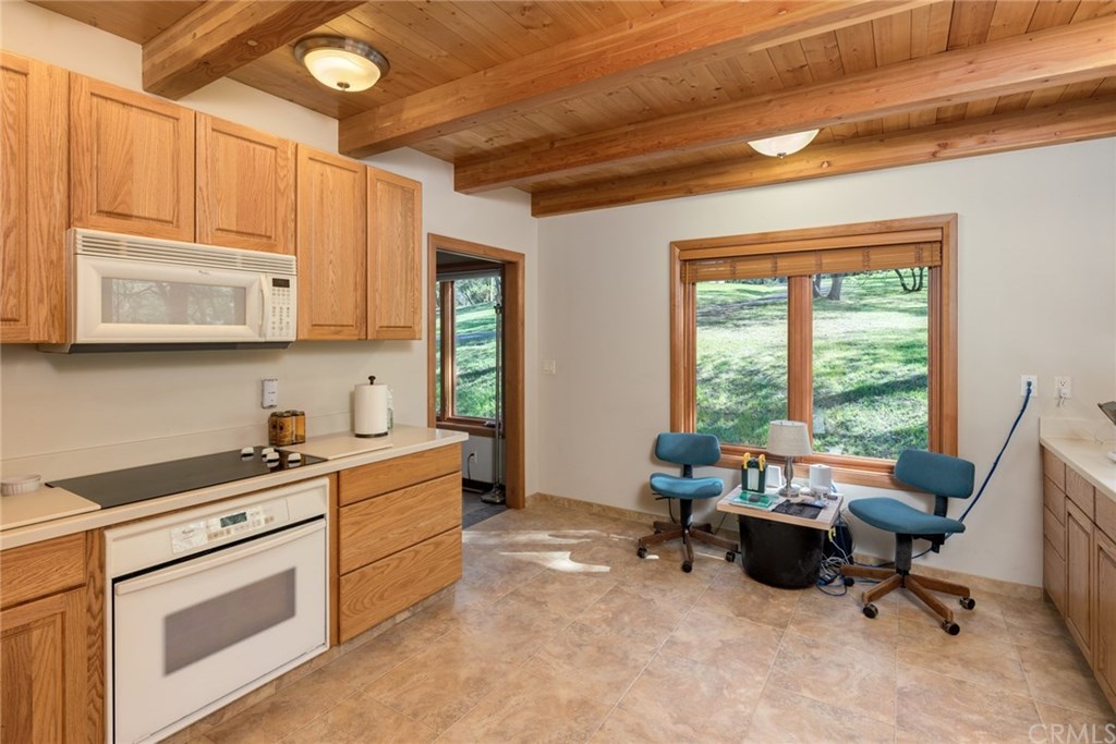 13787 Centerville Road Chico, CA 95928 - Photo 10 of 30 Gallery Image 10