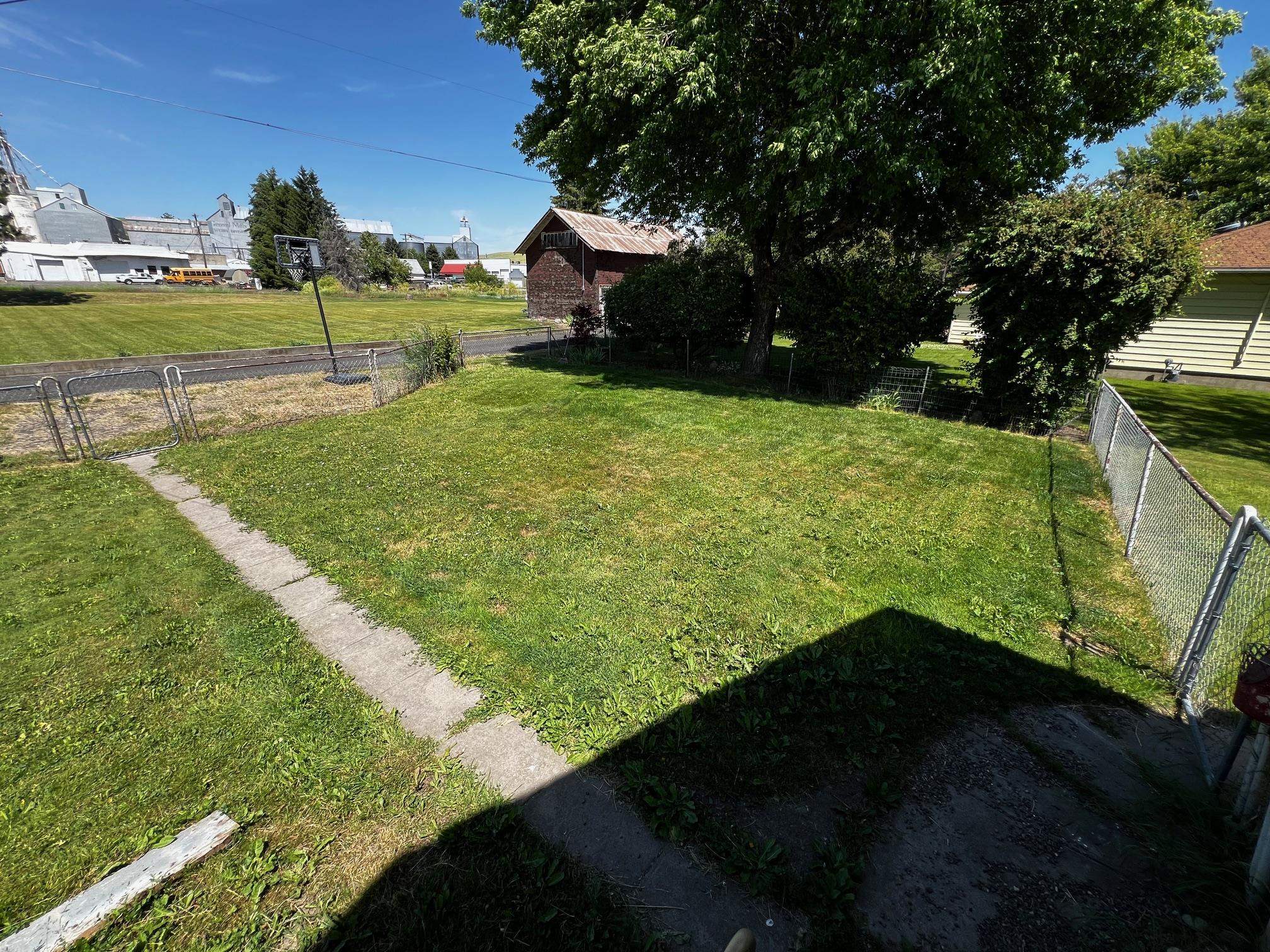 7 East Liberty Street St. John, WA 99171 - Photo 30 of 36