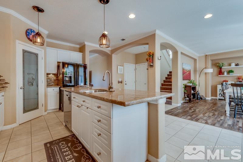 9230 Hummer Drive Reno, NV 89521 - Photo 6 of 36 Photo 6
