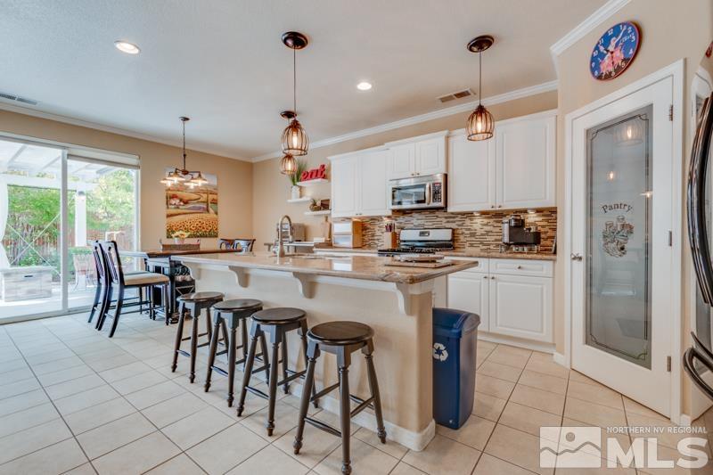 9230 Hummer Drive Reno, NV 89521 - Photo 8 of 36 Photo 8