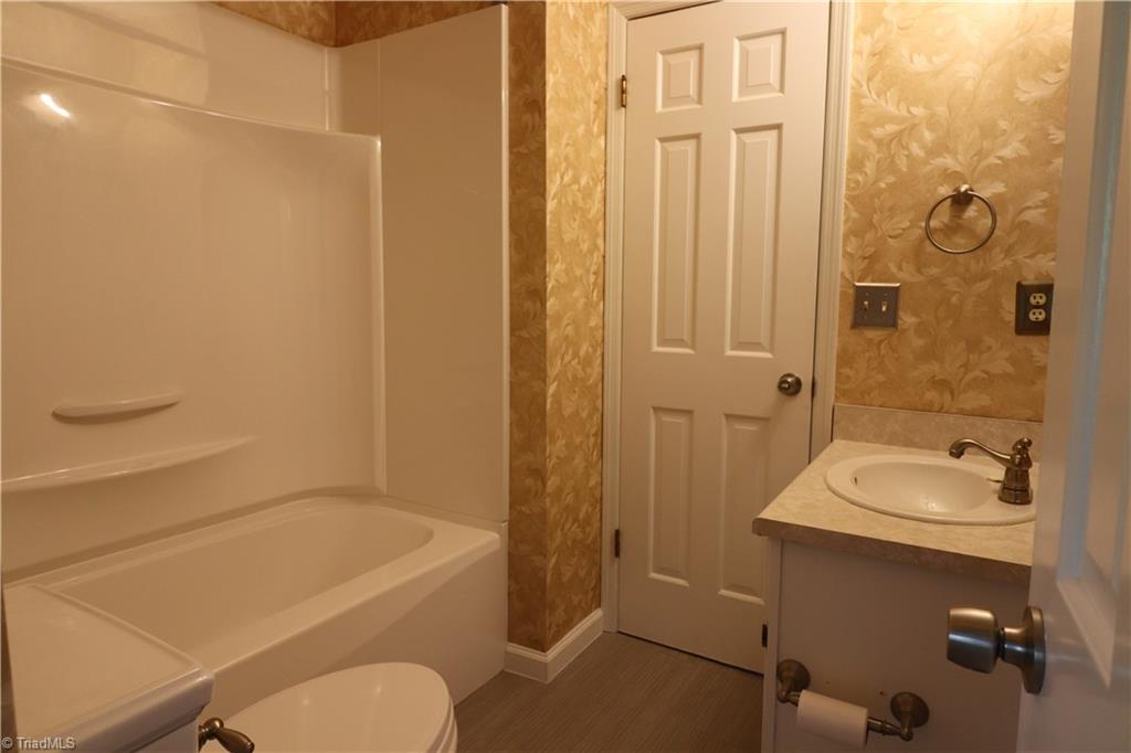 5765 Phillips Bridge Road Winston-Salem, NC 27104 - Photo 13 of 29 Gallery Image 13