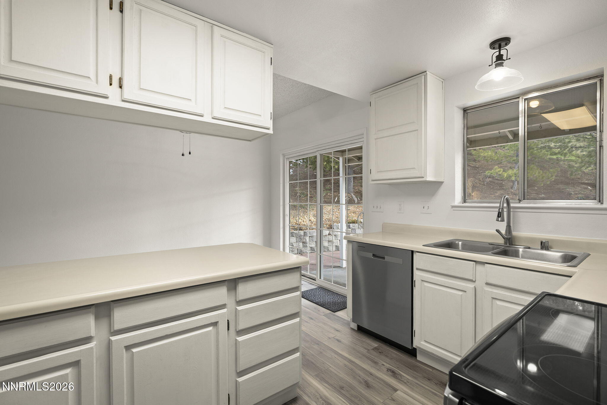 8560 Sirius Court Reno, NV 89506 - Photo 12 of 42 12-web-or-mls-_DSC5166