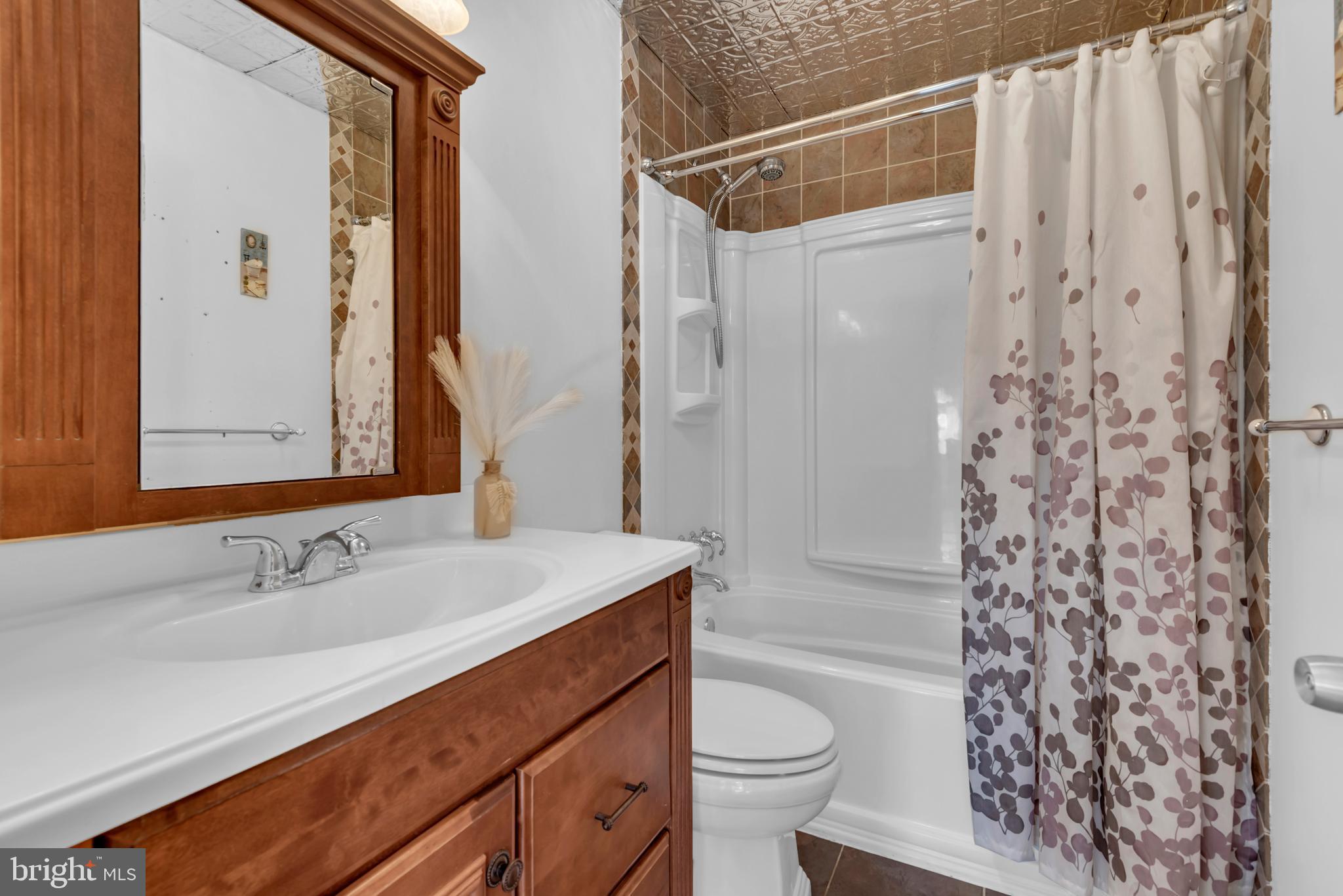 4 Spring Knoll Drive Pasadena, MD 21122 - Photo 20 of 33 main bath