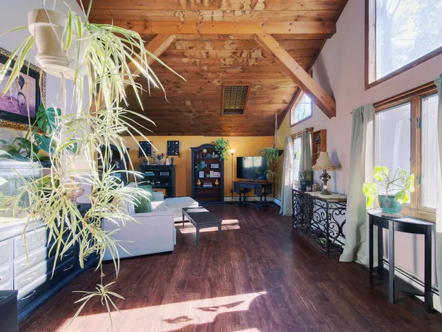 $725,000 | 133 R Stratham Heights Road, Stratham, NH 03885