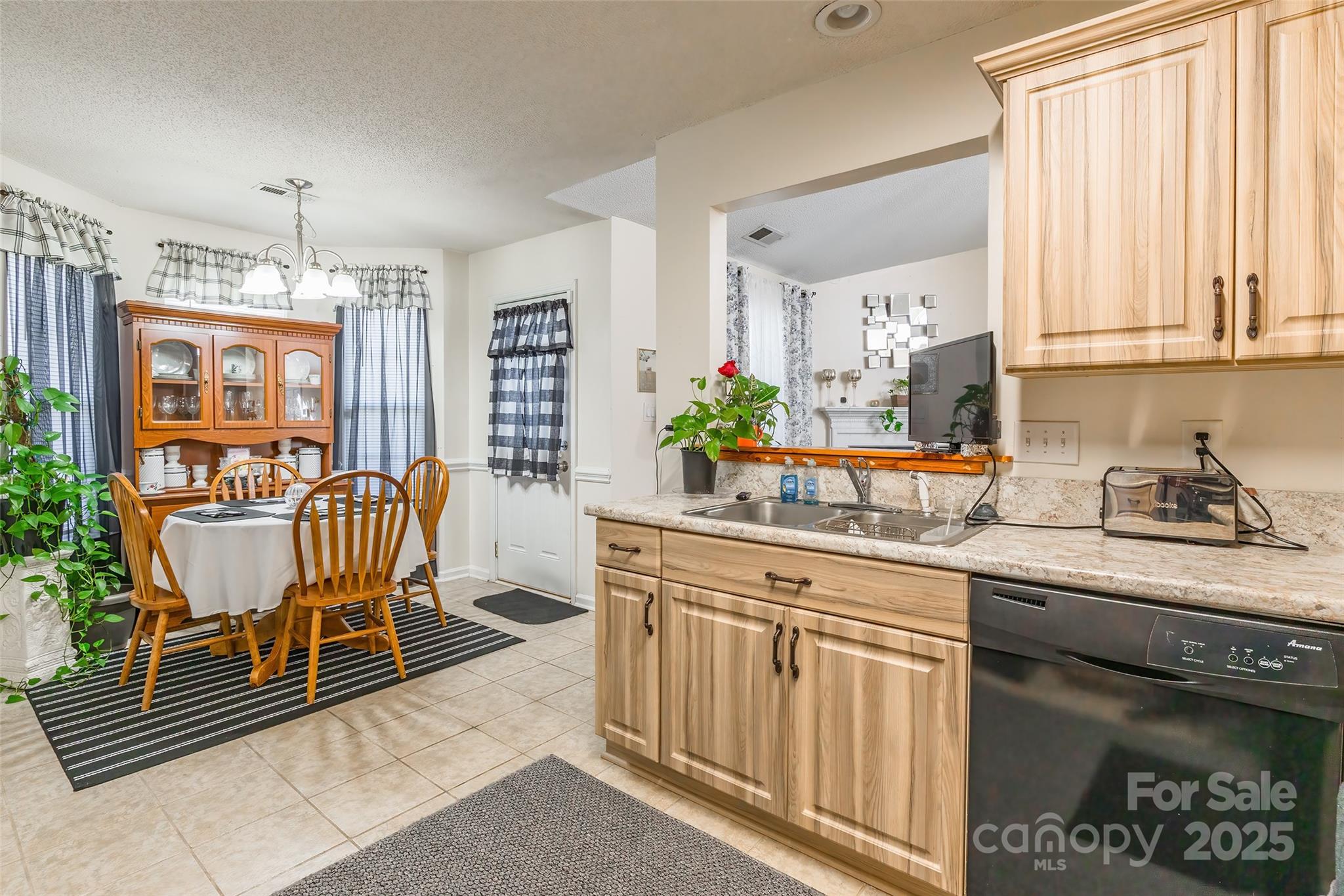 1756 Tate Road Rock Hill, SC 29732 - Photo 12 of 28 Gallery Image 12
