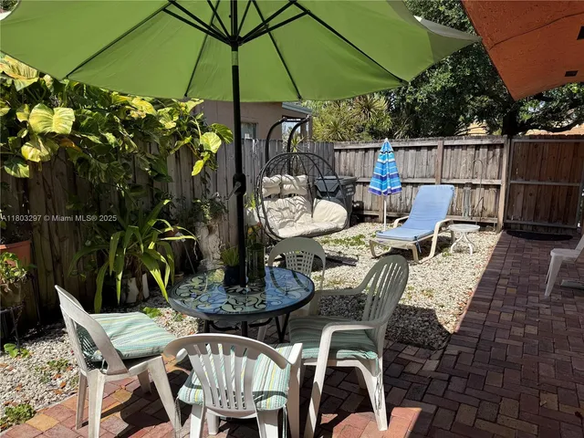 $2,600 | 2306 Liberty Street, Unit B, Hollywood, FL 33020