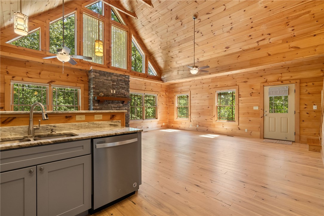711 Scharlin Drive Pickens, SC 29671 - Photo 7 of 50 Kitchen/Great Room