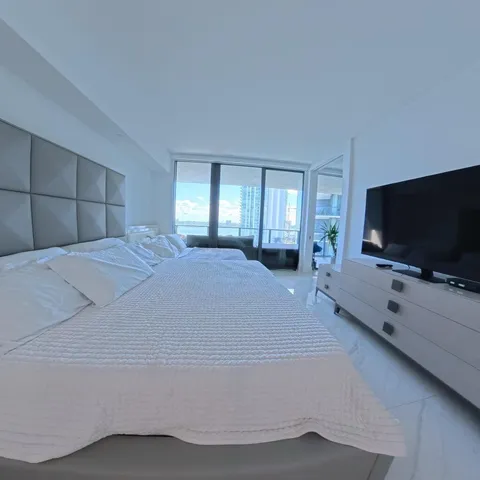 $9,000 | 650 Northeast 32nd Street, Unit 1601, Miami, FL 33137