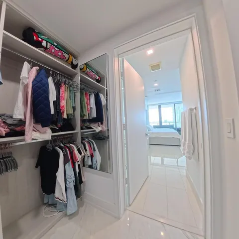 $9,000 | 650 Northeast 32nd Street, Unit 1601, Miami, FL 33137