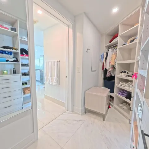 $9,000 | 650 Northeast 32nd Street, Unit 1601, Miami, FL 33137