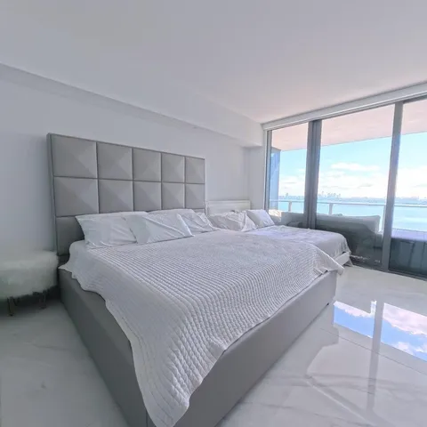 $9,000 | 650 Northeast 32nd Street, Unit 1601, Miami, FL 33137