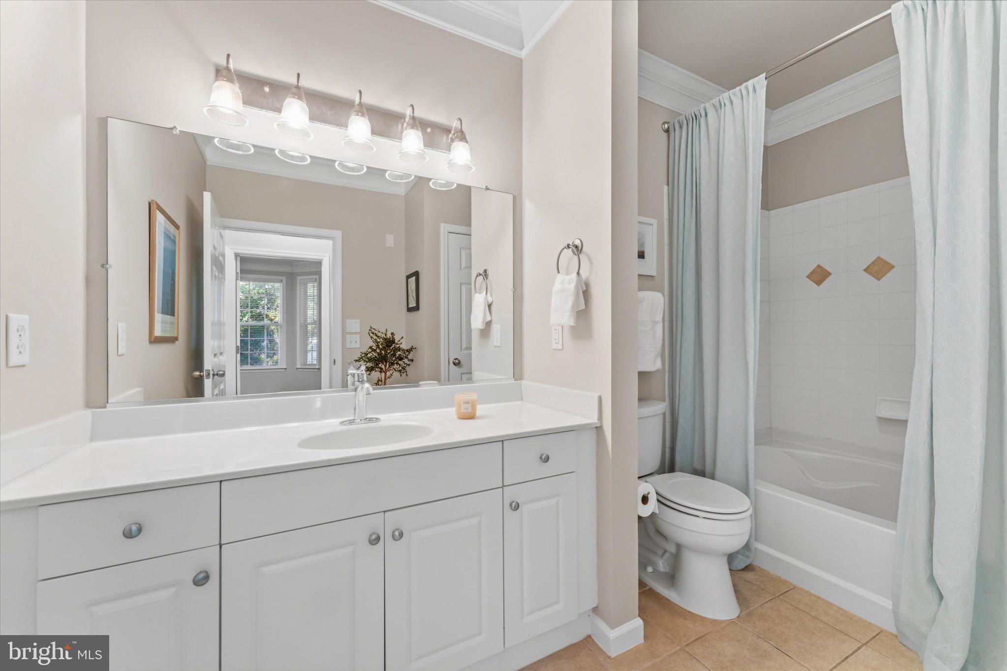 503 Sunset View Terrace Southeast, Unit 101 Leesburg, VA 20175 - Photo 25 of 39 Bright and airy bathroom retreat.
