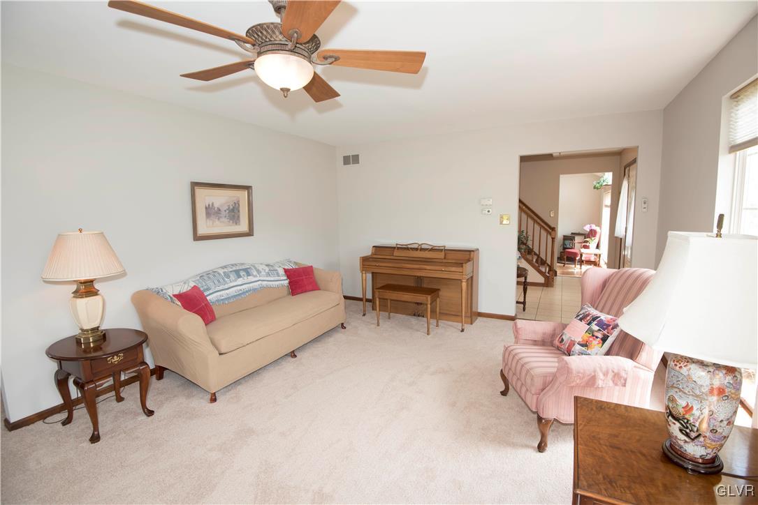 4608 Fairway Road Bethlehem, PA 18020 - Photo 9 of 44 Living Room w/ceiling fan.