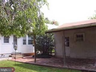 33 Edward Road Hatboro, PA 19040 - Photo 2 of 6
