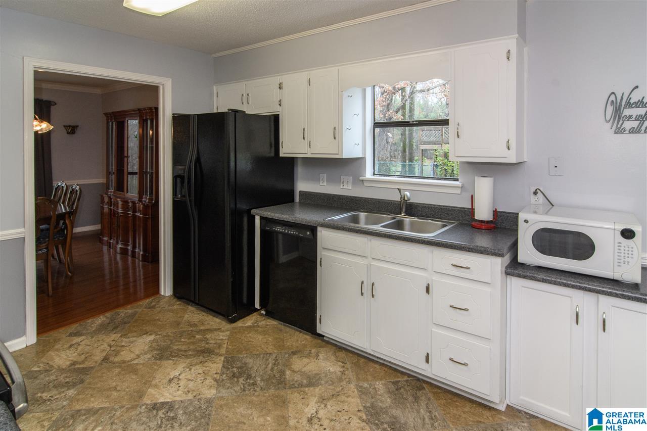 34 Hunters Trace Pelham, AL 35124 - Photo 14 of 41