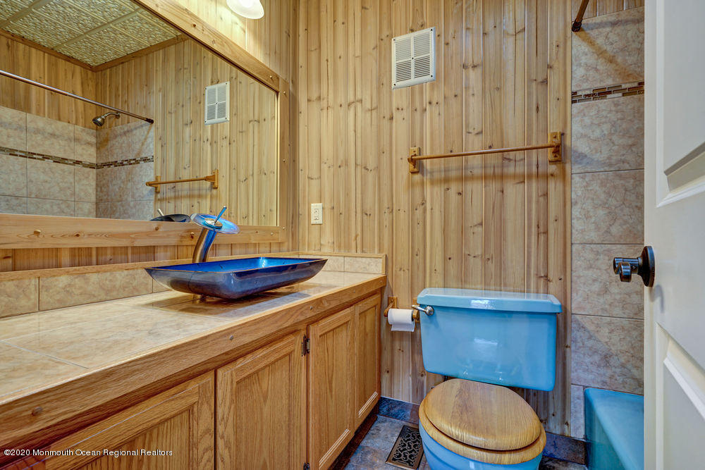 141 Gunwale Road Manahawkin, NJ 08050 - Photo 24 of 40 034_dsc00402