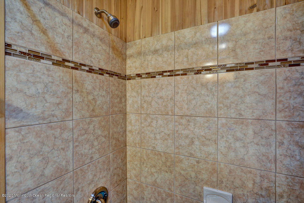 141 Gunwale Road Manahawkin, NJ 08050 - Photo 25 of 40 036_dsc00407