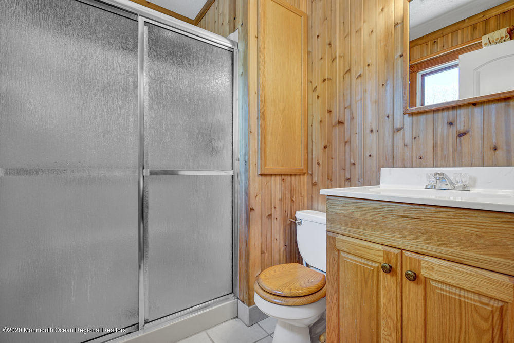 141 Gunwale Road Manahawkin, NJ 08050 - Photo 30 of 40 040_dsc00432