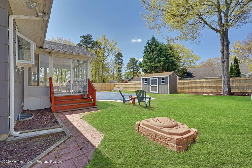 141 Gunwale Road Manahawkin, NJ 08050 - Photo 35 of 40 047_dsc00467-dsc00471