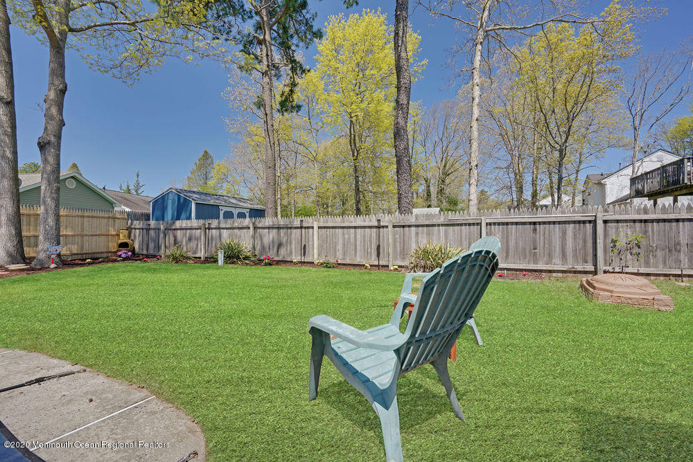 141 Gunwale Road Manahawkin, NJ 08050 - Photo 36 of 40 048_dsc00472-dsc00476