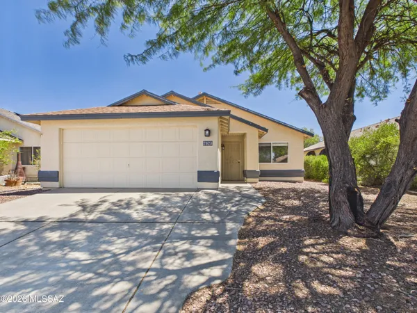 $260,000 | 7923 South Lennox Lane, Tucson, AZ 85747