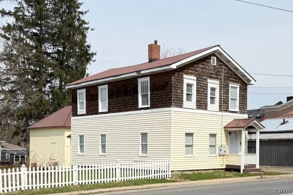 $299,999 | 20 South Jefferson Street, Richland, NY 13142