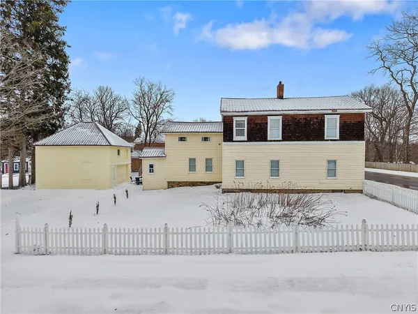 $299,999 | 20 South Jefferson Street, Richland, NY 13142