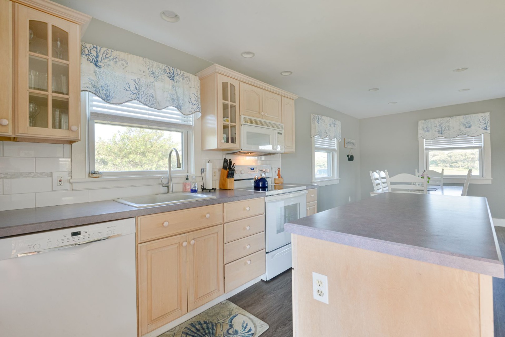 32 Flintlock Road Nantucket, MA 02554 - Photo 11 of 71 Gallery Image 11