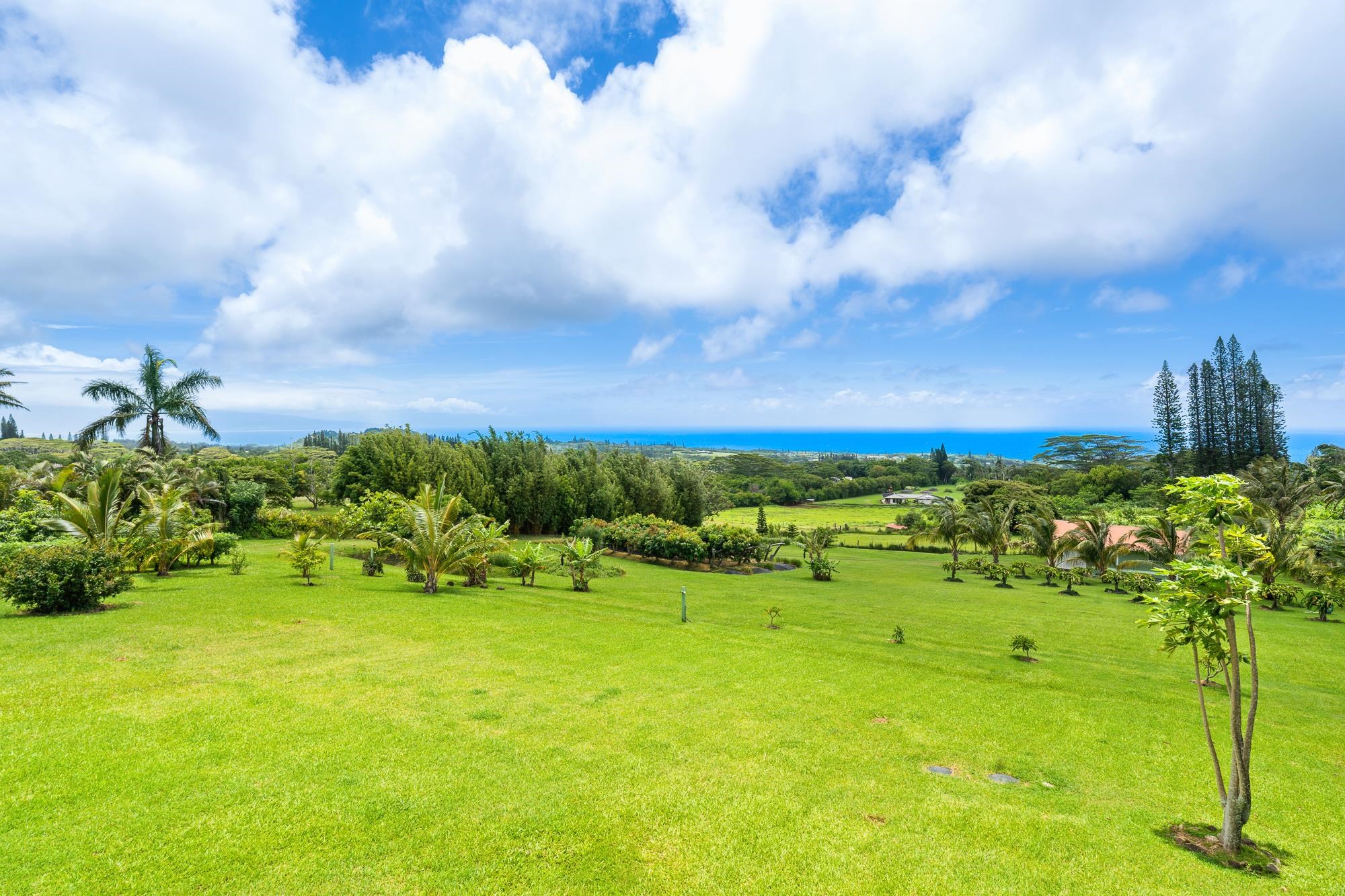 820 West Kuiaha Road, Unit A Haiku, HI 96708 - Photo 36 of 38