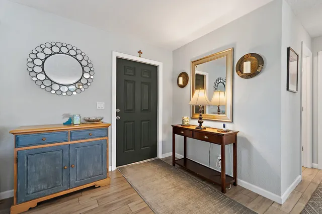 $5,500 | 372 Franklin Road, Tequesta, FL 33469