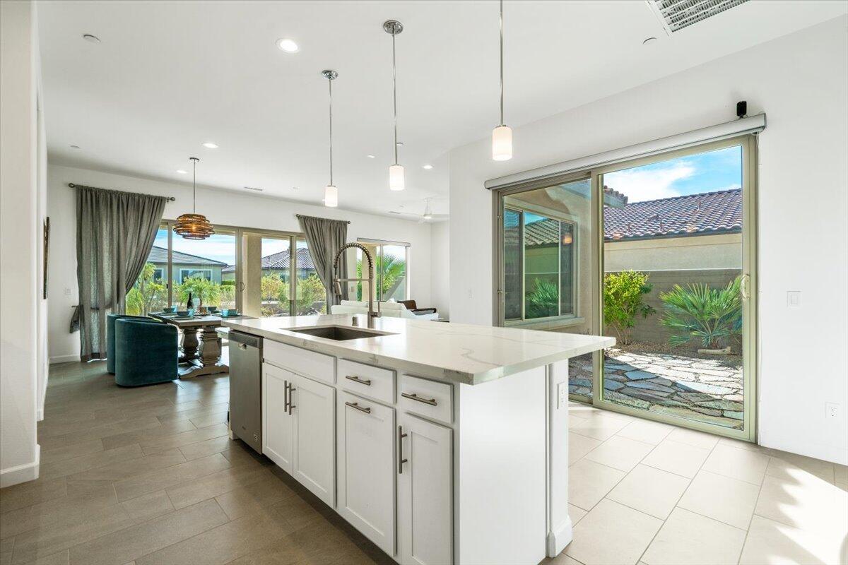 60 Barolo Rancho Mirage, CA 92270 - Photo 10 of 38 10-60 Barolo -18