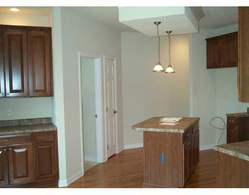 225 B Meridian Road Butler, PA 16001 - Photo 4 of 7 Kitchen.