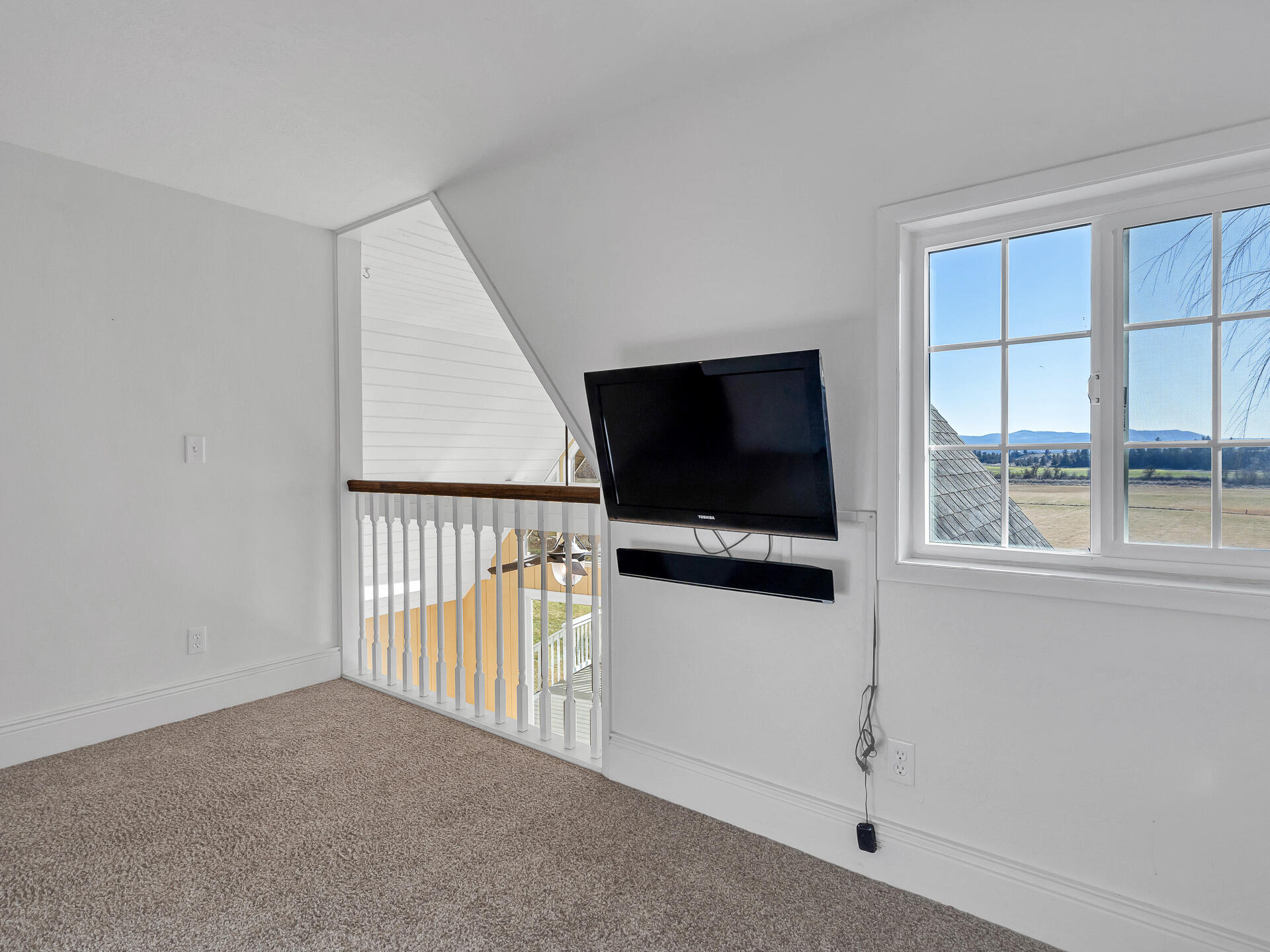 45833 Pittville Road McArthur, CA 96056 - Photo 46 of 81 a view of livingroom with furniture