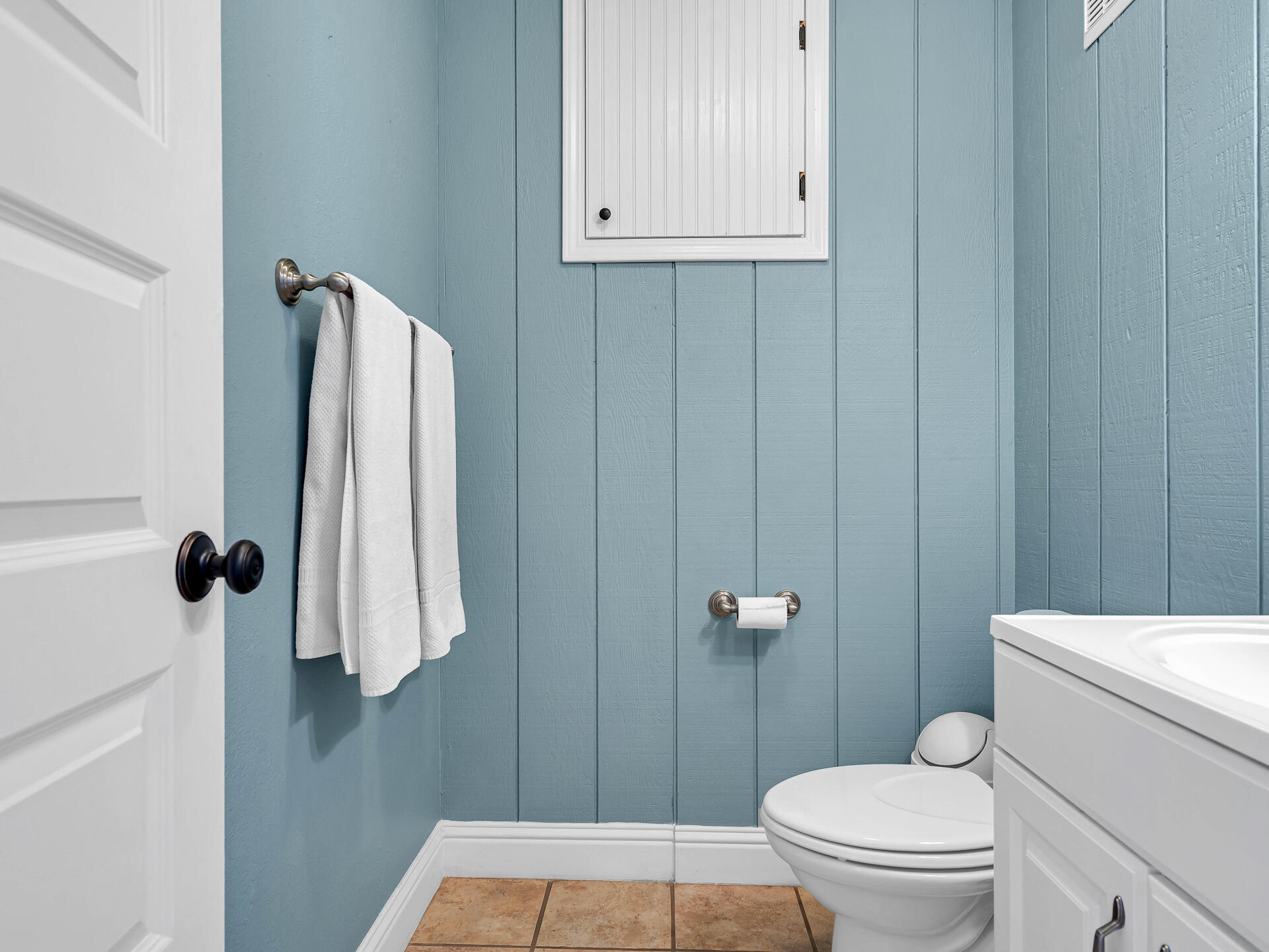 45833 Pittville Road McArthur, CA 96056 - Photo 60 of 81 a bathroom with a toilet and a shower