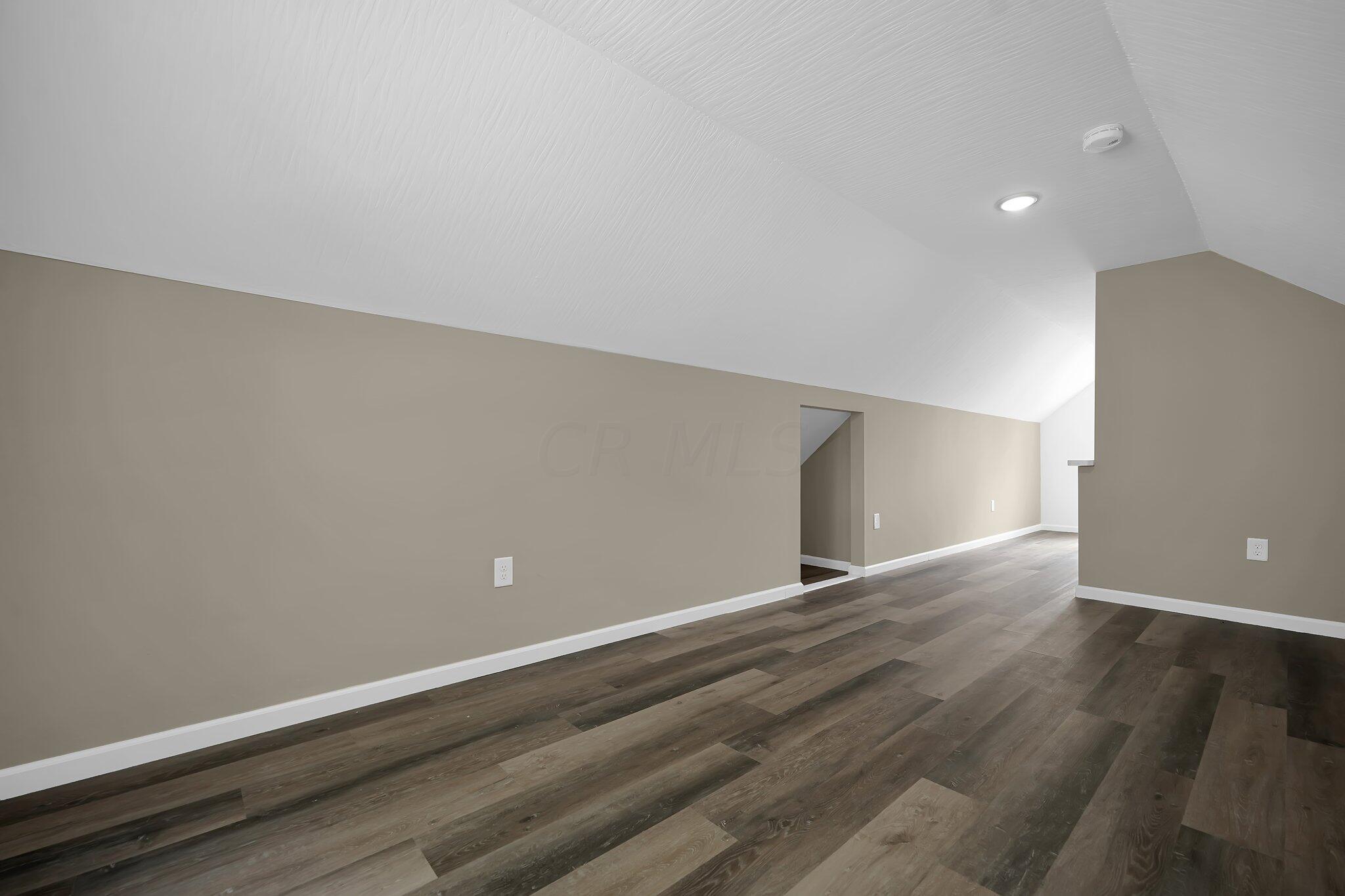 1711 Northridge Road Columbus, OH 43224 - Photo 17 of 24 17-web-or-mls-1711-northridge-rd
