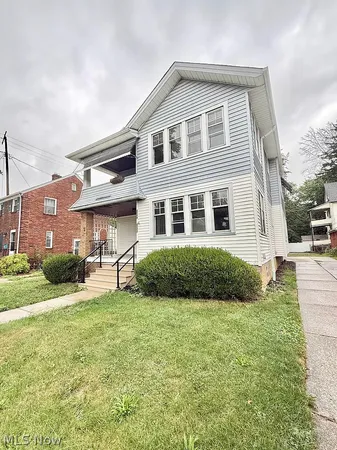 $1,595 | 2171 Lincoln Avenue, Lakewood, OH 44107