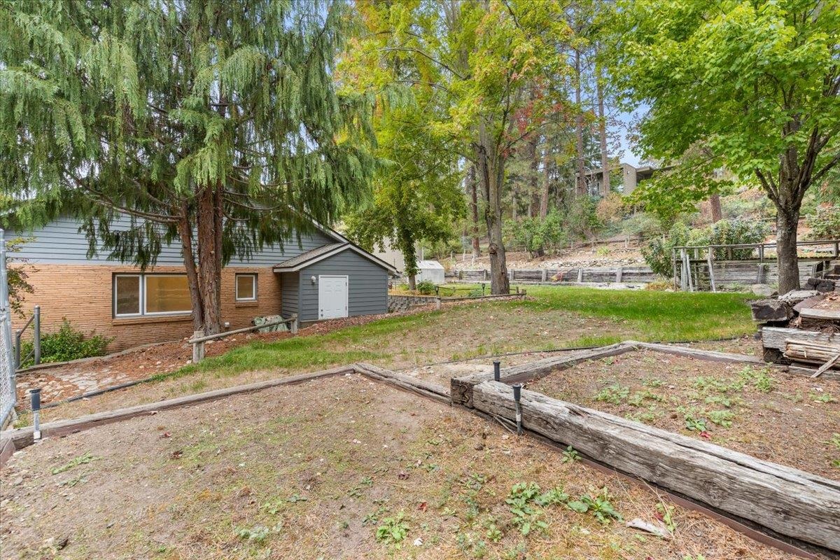 18204 North Palomino Road Colbert, WA 99005 - Photo 36 of 42