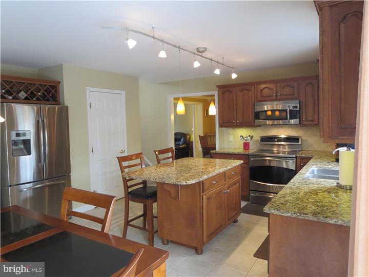 1220 Fox Road Leesport, PA 19533 - Photo 8 of 25 Kitchen