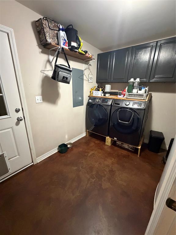 128 Staton Drive Haughton, LA 71037 - Photo 19 of 29 a room with lots of appliances and cabinets