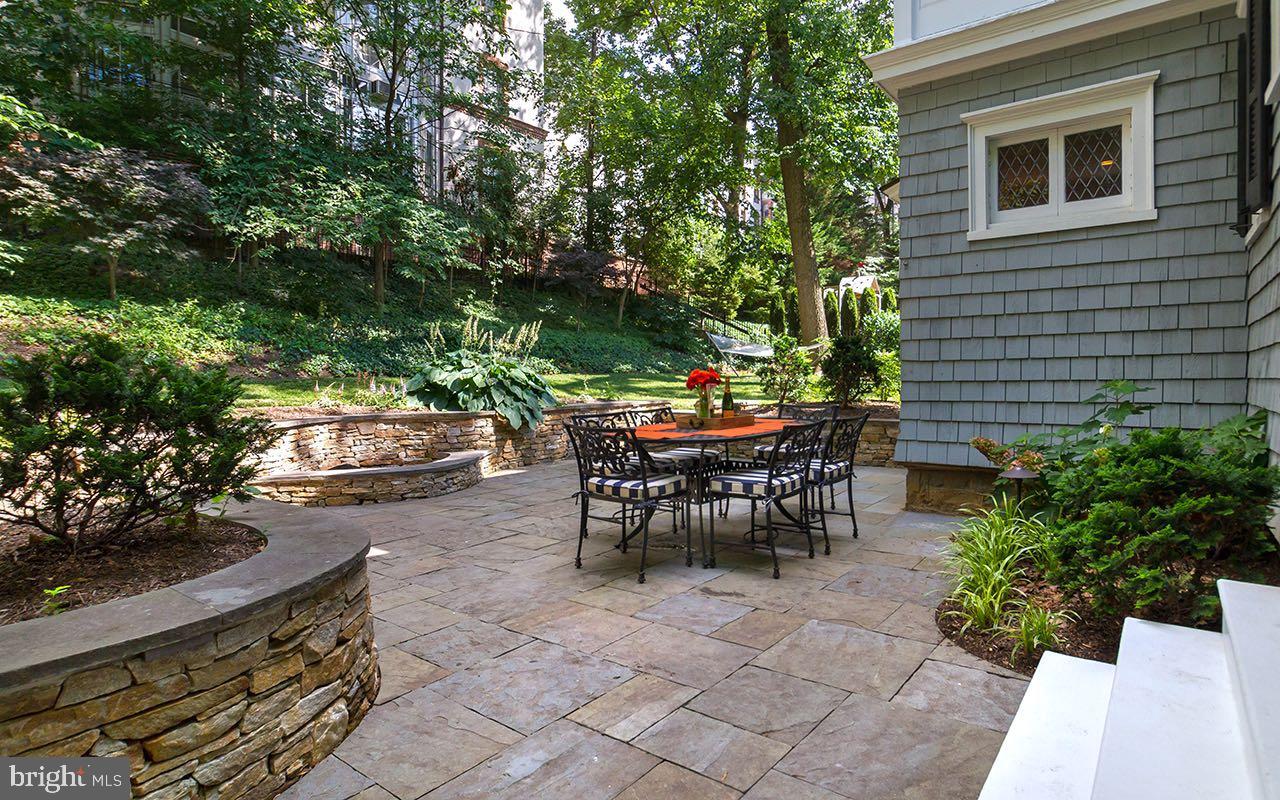 207 Club Road Baltimore, MD 21210 - Photo 15 of 24 Bluestone patio w/stacked stone & fire pit