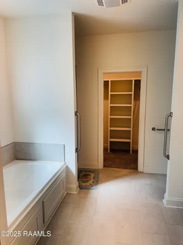 $1,850 | 235 Alpine Drive, Lafayette, LA 70506