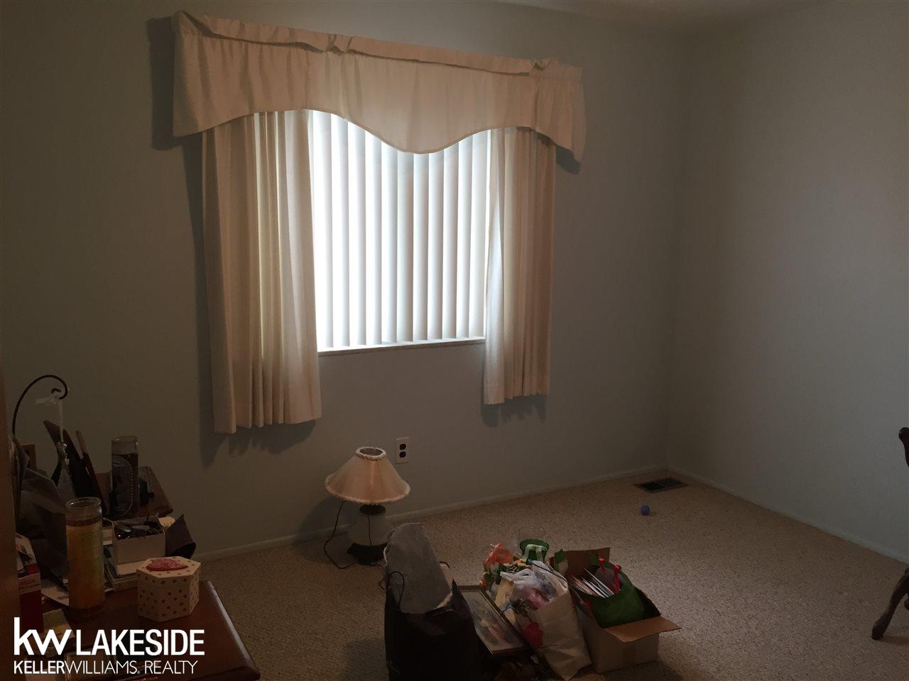 29600 Hoover Road, Unit 112 Warren, MI 48093 - Photo 5 of 9 31257126-4.JPG