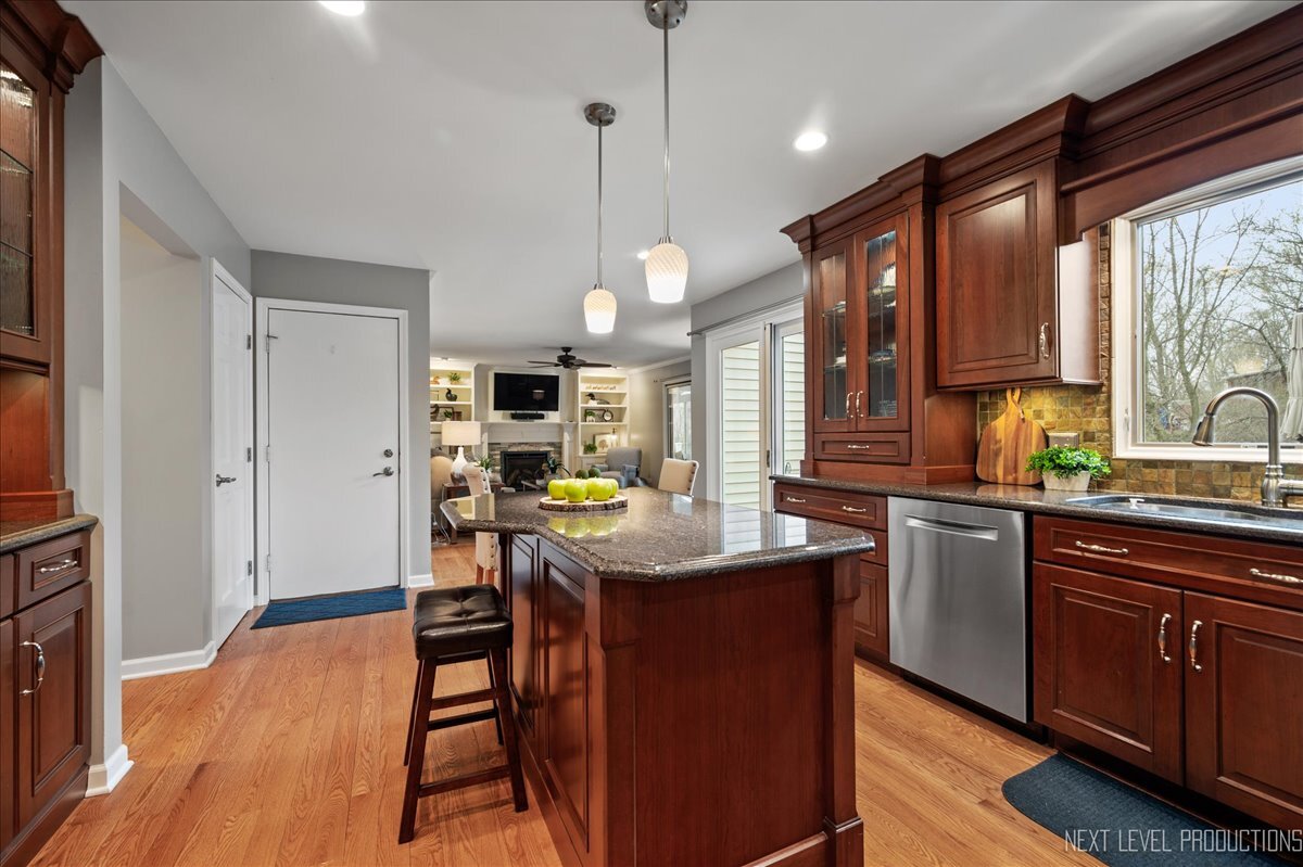401 Kickapoo Avenue Batavia, IL 60510 - Photo 8 of 39 Gallery Image 8