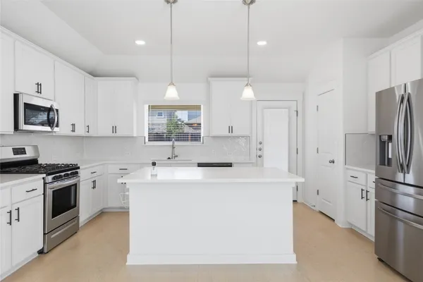 $2,250 | 2353 Sawdust Drive, Georgetown, TX 78633