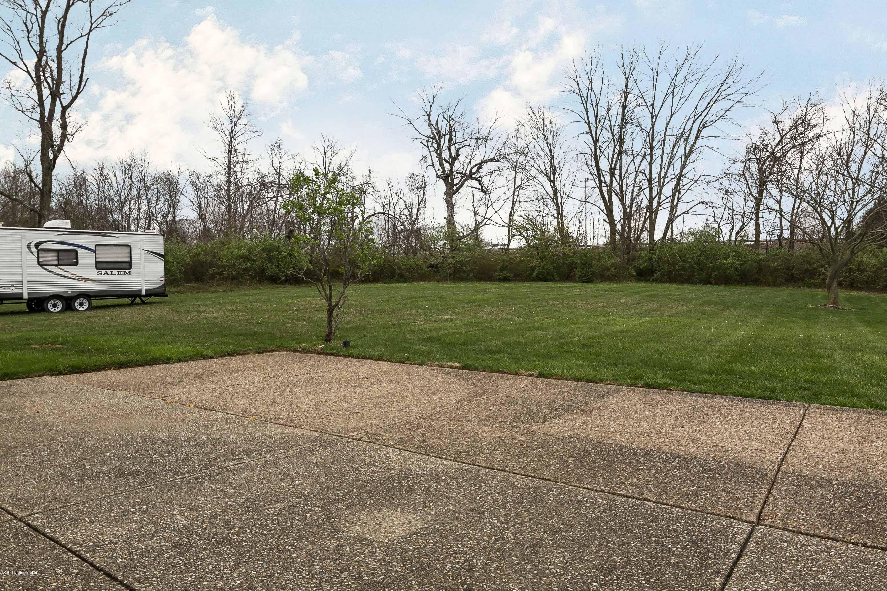 5000 Fox Run Road Buckner, KY 40010 - Photo 7 of 58 7