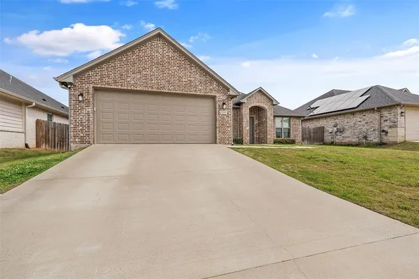 $345,000 | 11415 Windsor Pk Drive, Tyler, TX 75709