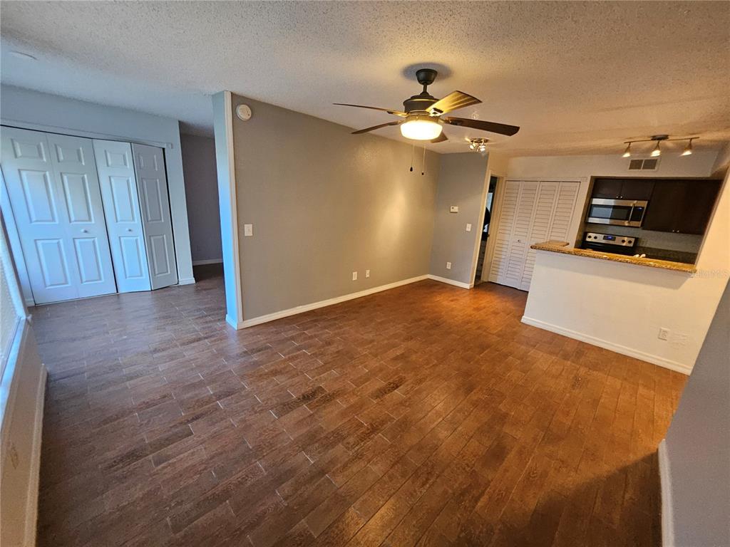 5128 Conroy Road, Unit 15 Orlando, FL 32811 - Photo 3 of 19 Gallery Image 3