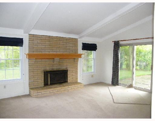 45245 Rudgate Road Canton, MI 48188 - Photo 5 of 10 Photo 5
